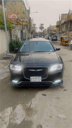 کرایسلەر 300